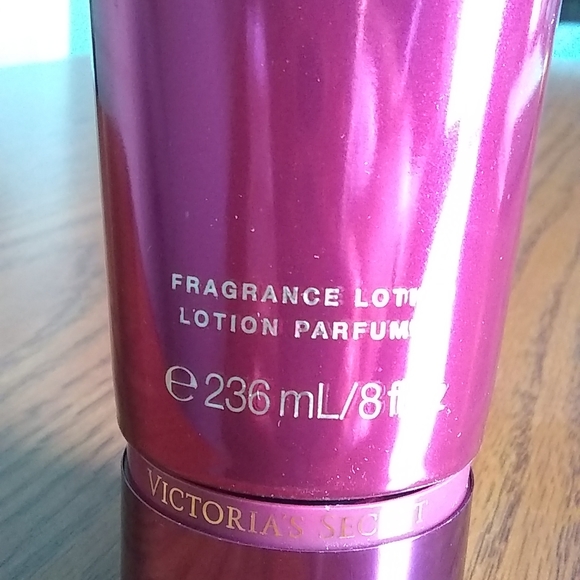 COPY - VS Berry Elixir No. 16 NWT - Picture 6 of 6